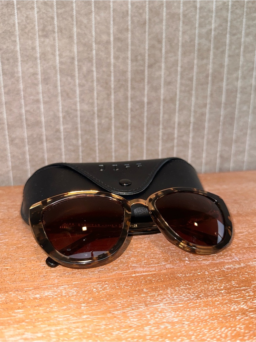 Diff Eyewear Brown Tortoiseshell Sunglasses with Dark Brown Lenses
